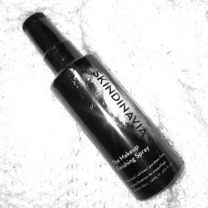 Skindinavia- The Makeup Finishing Spray